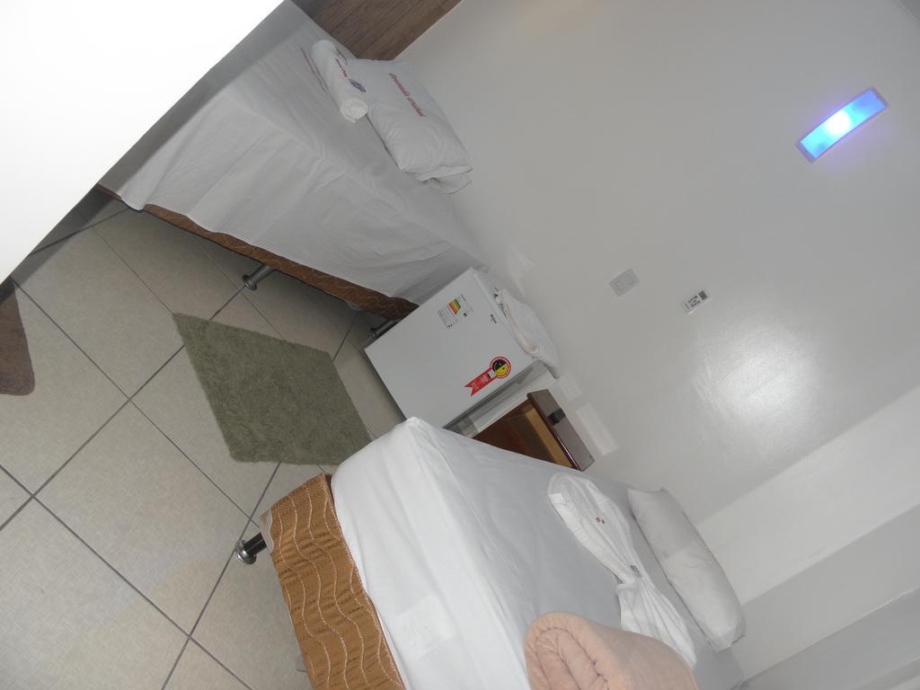 Pousada Dubai Cuiabá Kamer foto