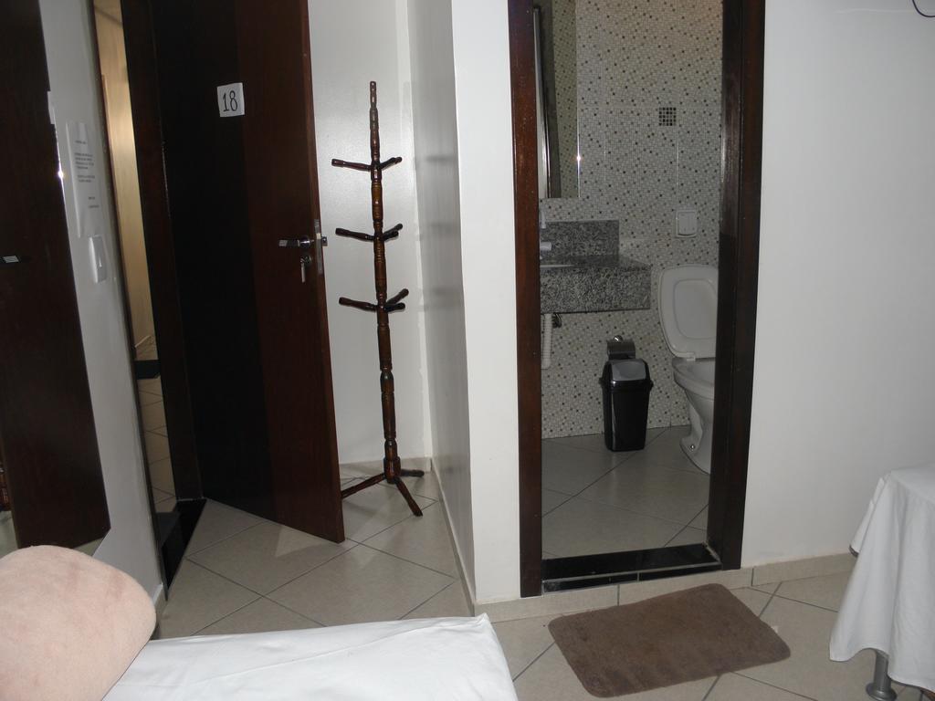 Pousada Dubai Cuiabá Kamer foto