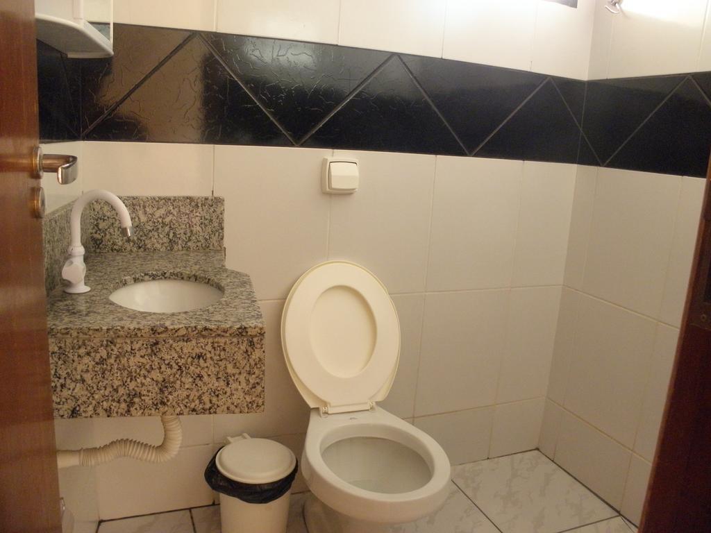 Pousada Dubai Cuiabá Kamer foto